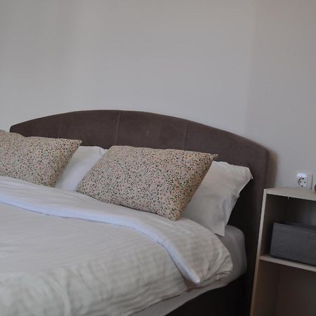 Apartmani Zabljak Hills エクステリア 写真