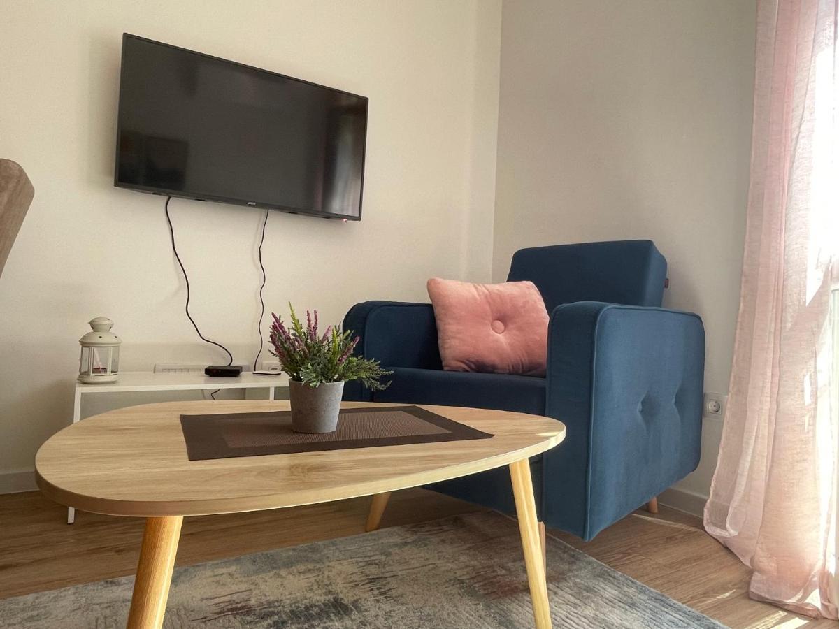 Apartmani Zabljak Hills エクステリア 写真