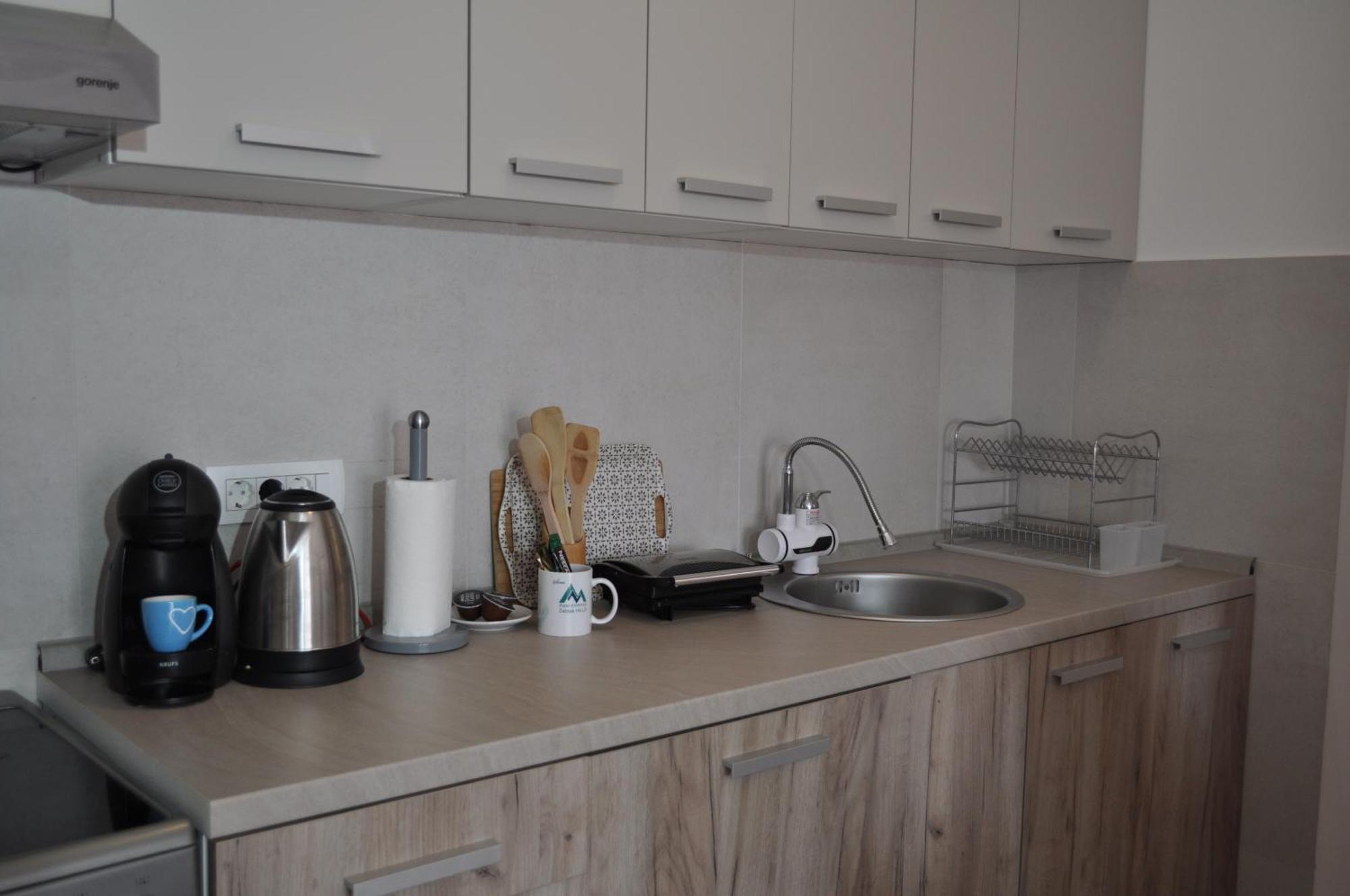 Apartmani Zabljak Hills エクステリア 写真